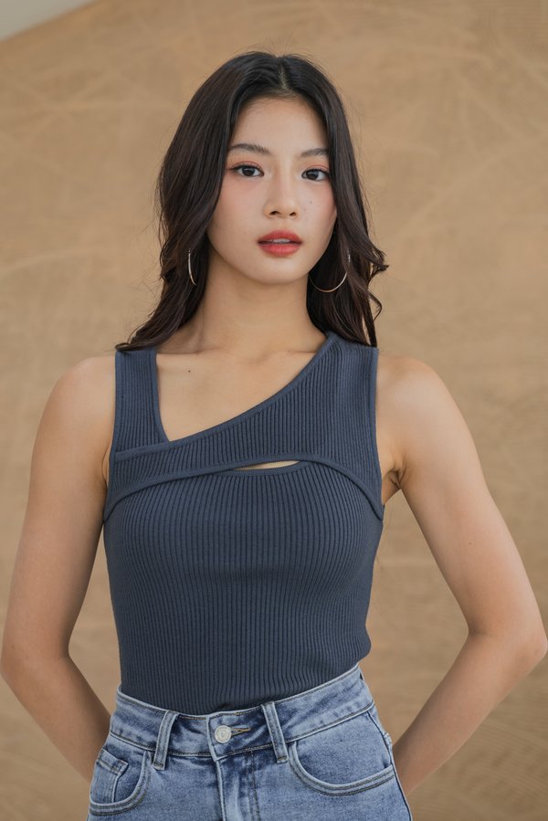 Aymi Asymmetrical Knit Top (Gunmetal)