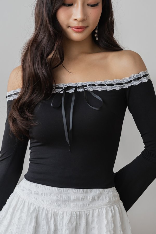 Cleo Lace Long Sleeve Padded Top (Black)