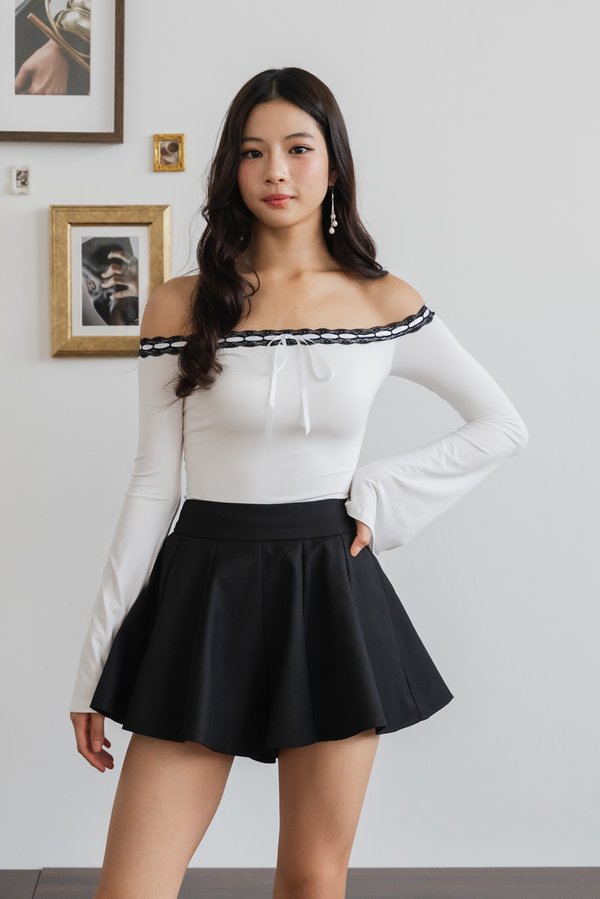 Cleo Lace Long Sleeve Padded Top (White) Cleo Lace Long Sleeve Padded Top (White)