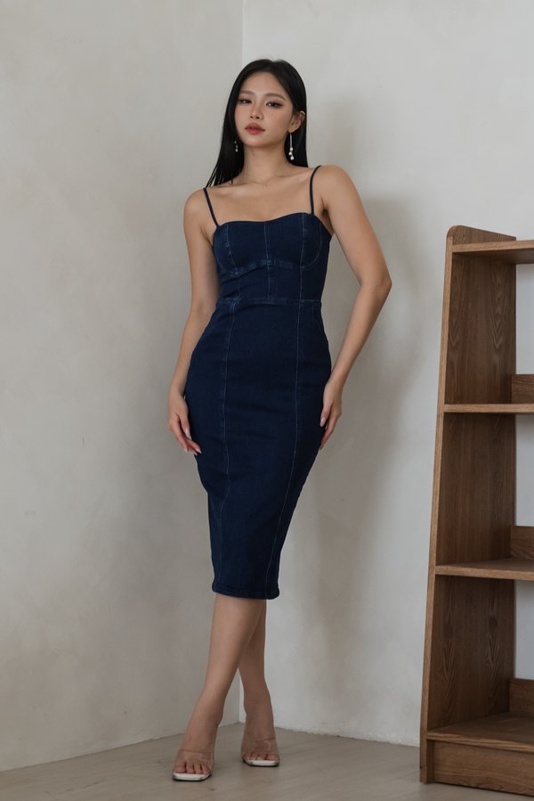 Marilyn Back Slit Denim Dress (Dark Wash)