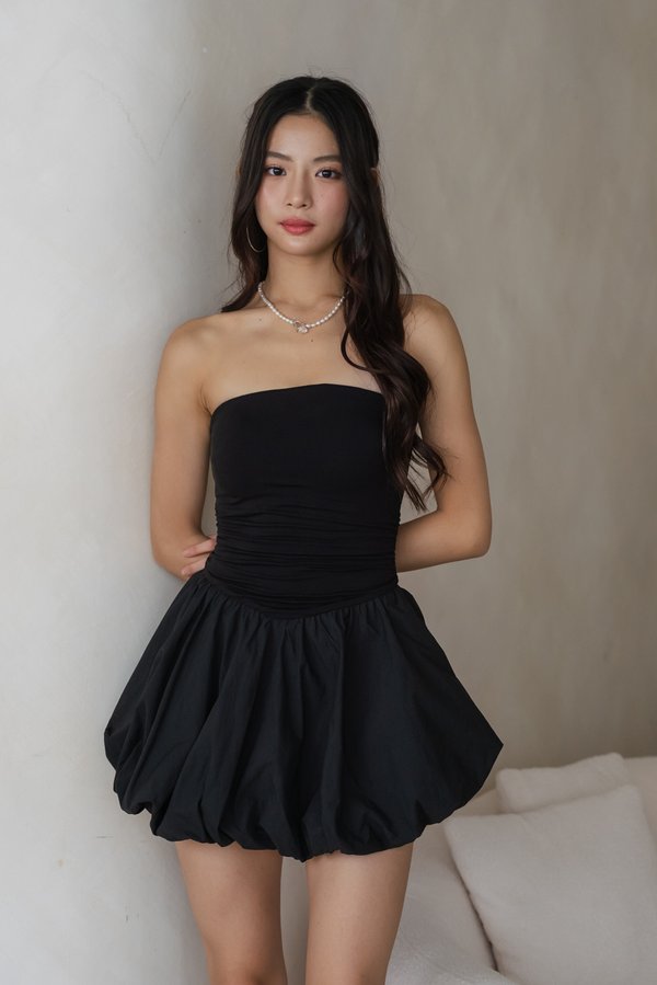 Nicolette Padded Bubble Romper Dress (Black)