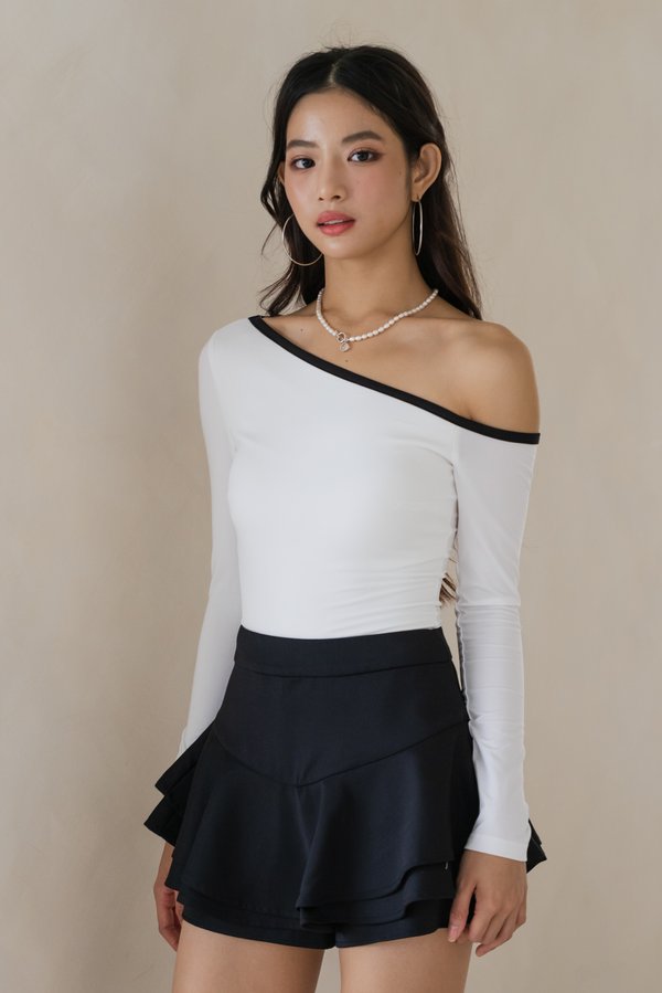 Blaire Constrast Padded Top (White) Blaire Constrast Padded Top (White)