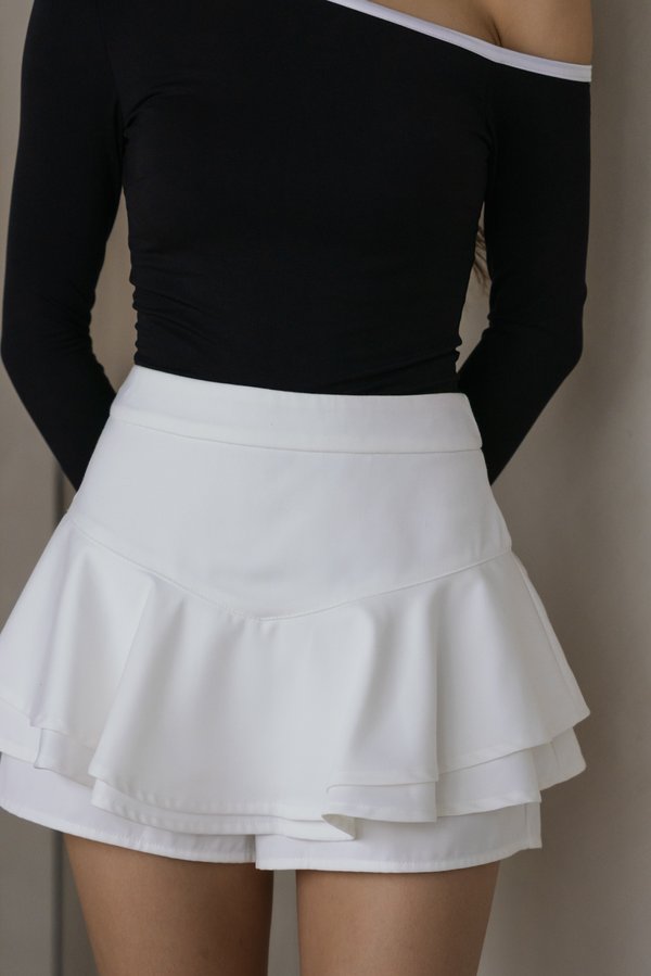 Zosia Ruffled Skorts (White)