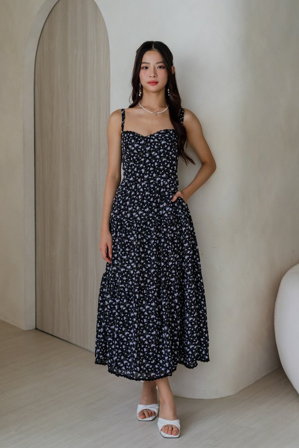 【新品M】LIMITED VINTAGE LACE DRESS Vintage Lace Dress – Nou Nelle