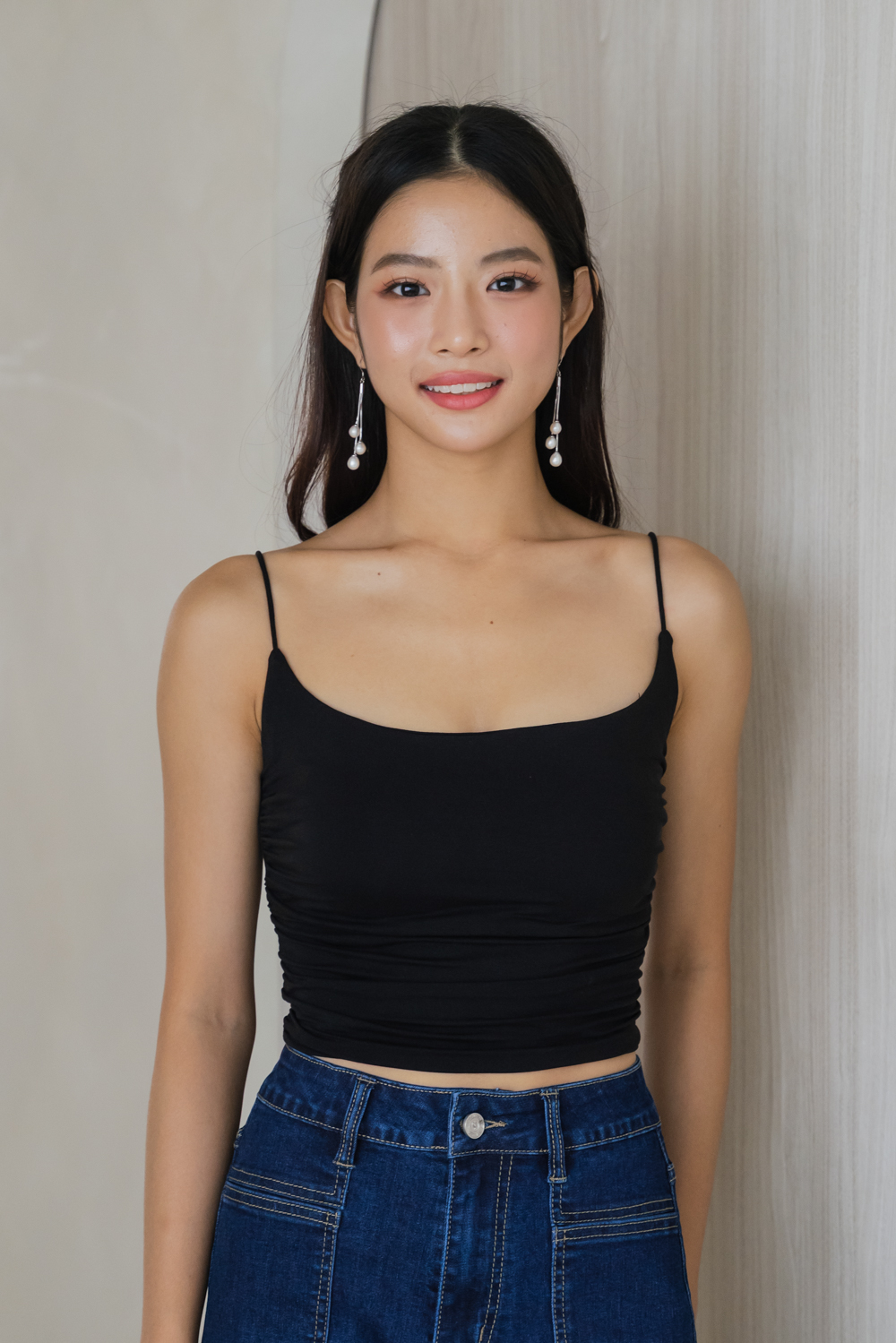Jamila Scoop Neck Padded Top (Black)