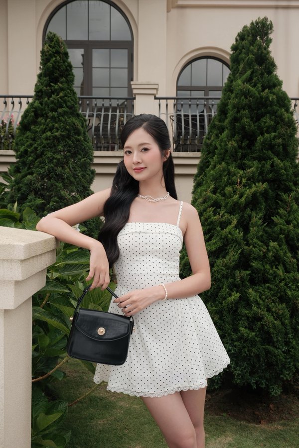 Paisley Overlap Lace Padded Dress (White Polka) Paisley Overlap Lace Padded Dress (White Polka)