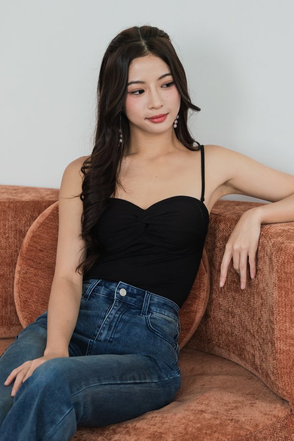 Merliah Sweetheart Twisted Padded Top (Black)