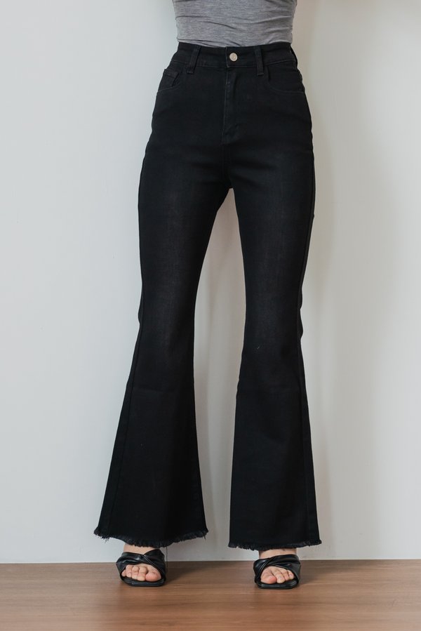 Hailey Raw Hem Jeans V2 (Black Wash) Hailey Raw Hem Jeans V2 (Black Wash)