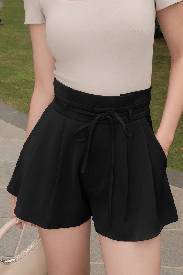 Allevie Paperbag Shorts (Black)