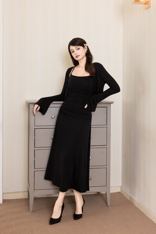 Bailey Scoop Neck Padded Dress (Black)