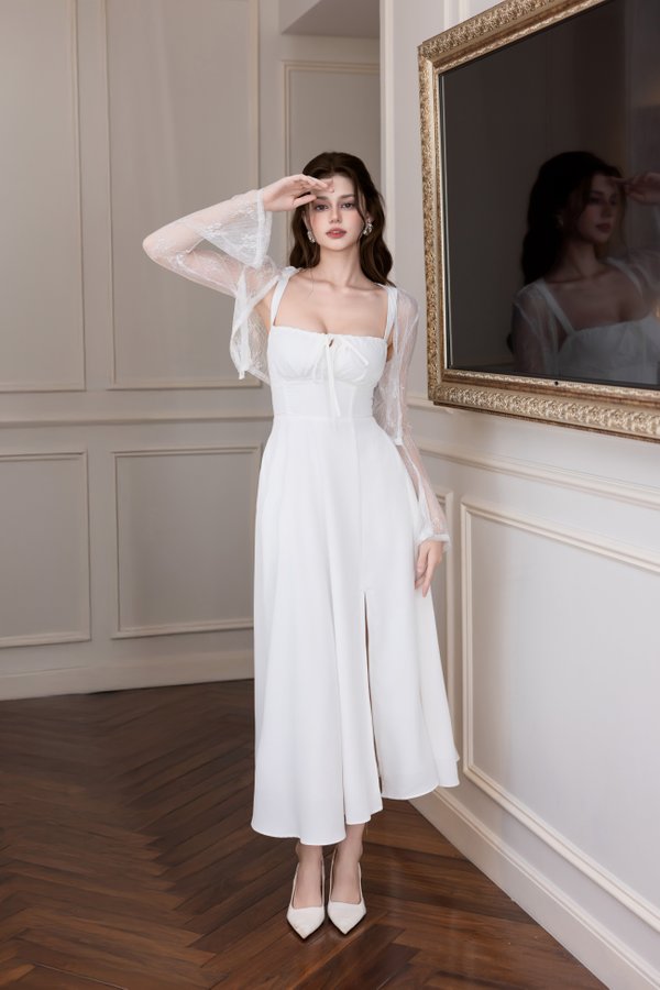 【最値下げ】Bibiy. SARAH RIBBON ROMPERS ホワイト Bibiy. SARAH RIBBON ROMPERS