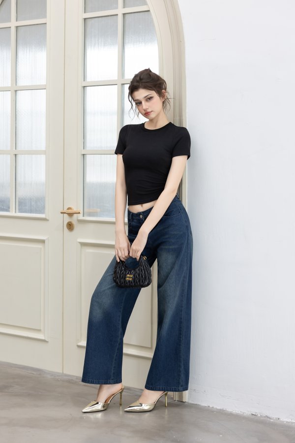 *Lite* [REGULAR] Gigi Basic Tee V2 (Black)