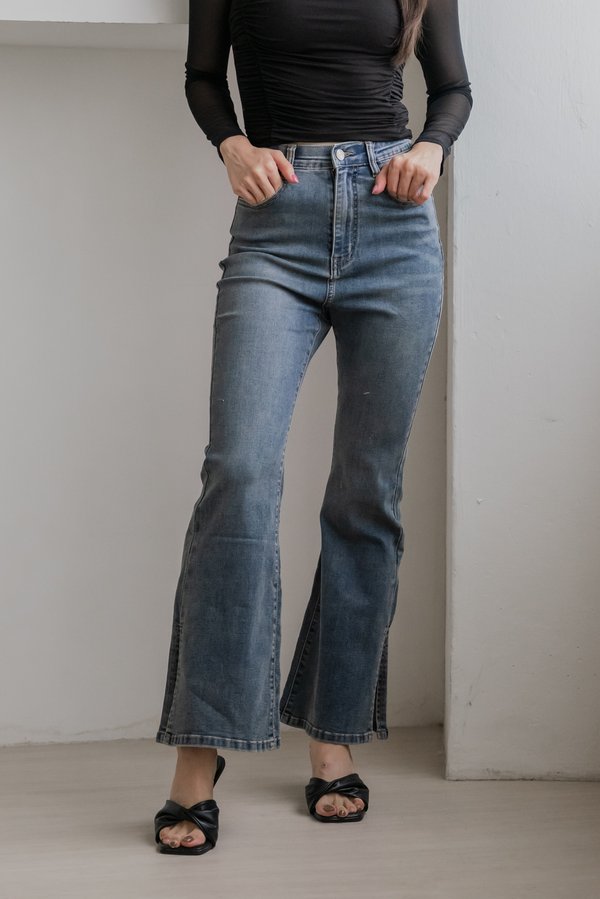 [PREORDER] Holly Slit Hem Jeans