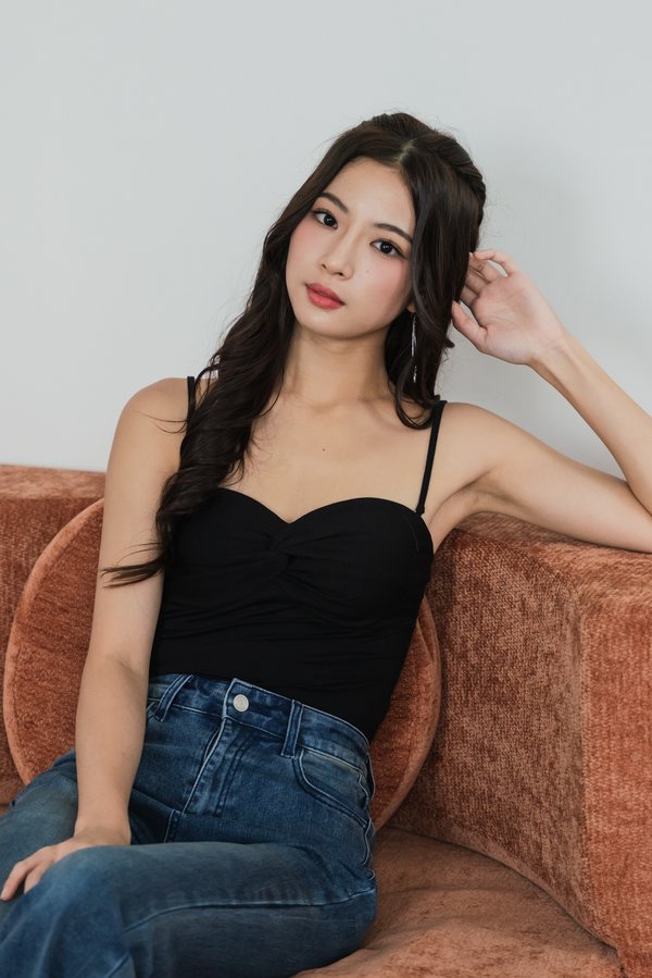 Merliah Sweetheart Twisted Padded Top V2