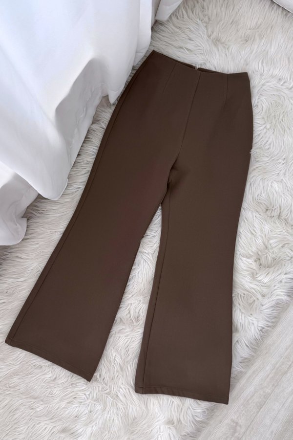 [PETITE] Carla Bell Bottom Fitted Pants
