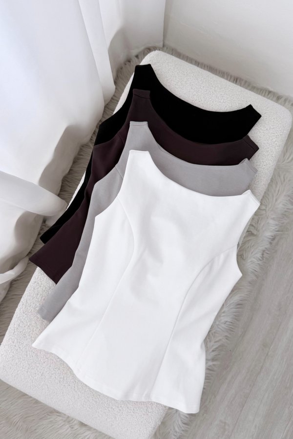 *Premium Luxe* Yuri Boat Neck Flare Padded Top