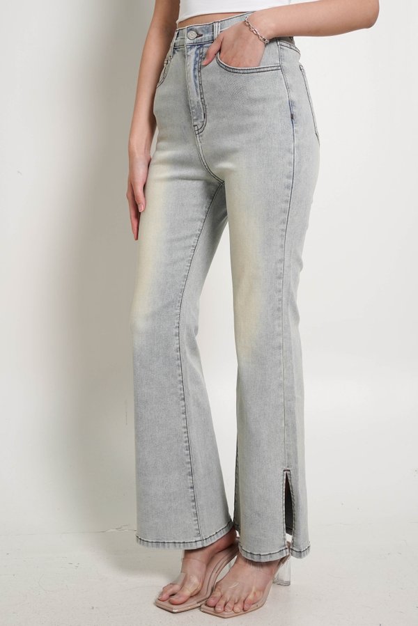 Holly Slit Hem Jeans