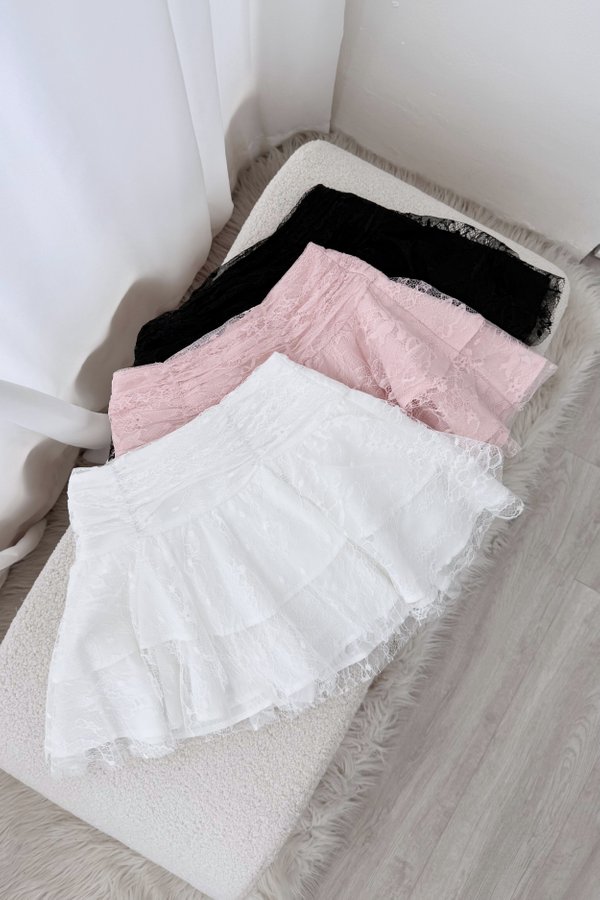 Serena Lace Skorts