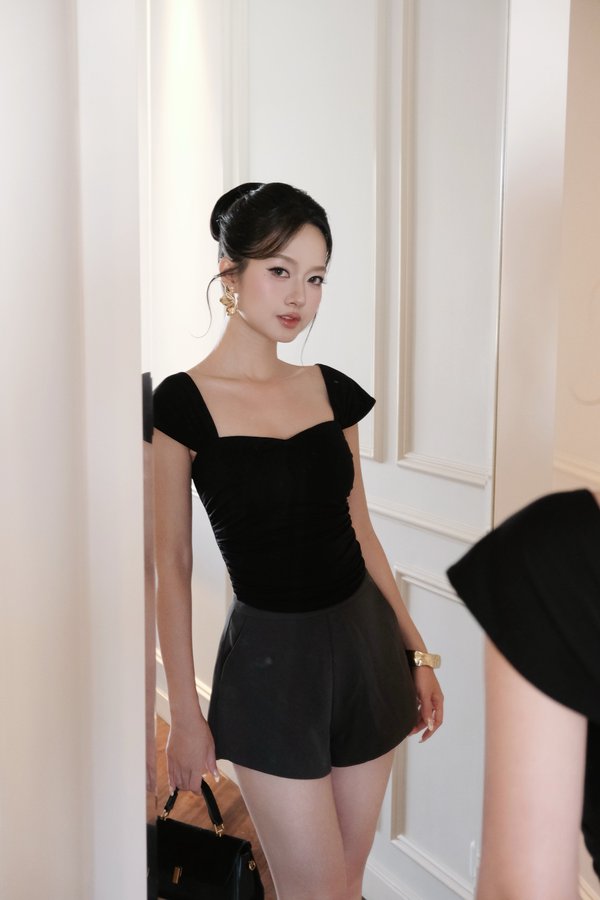 Thea Sweetheart Cap Sleeve Padded Top