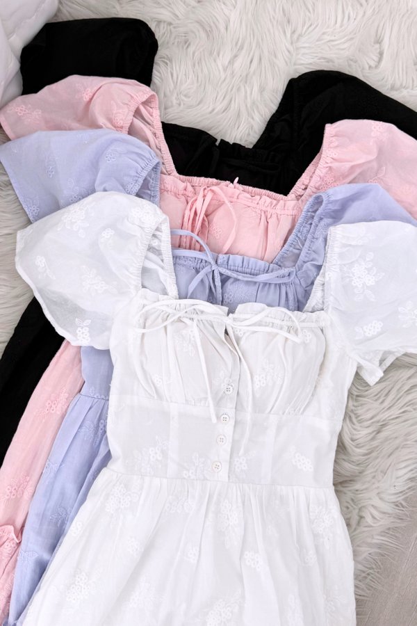 Ariana Sleeved Crochet Padded Dress