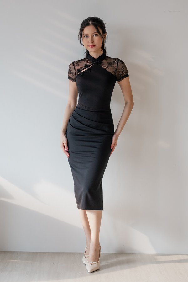 *Luxe* Ning Padded Lace Midi Qipao