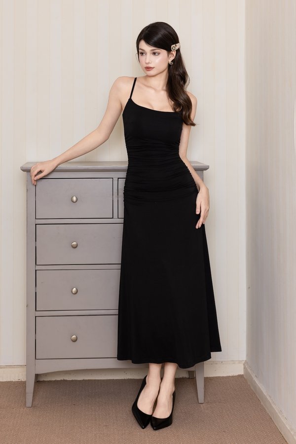 Bailey Scoop Neck Padded Dress