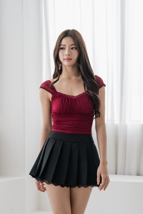 Mariz Pleated Lace Skorts