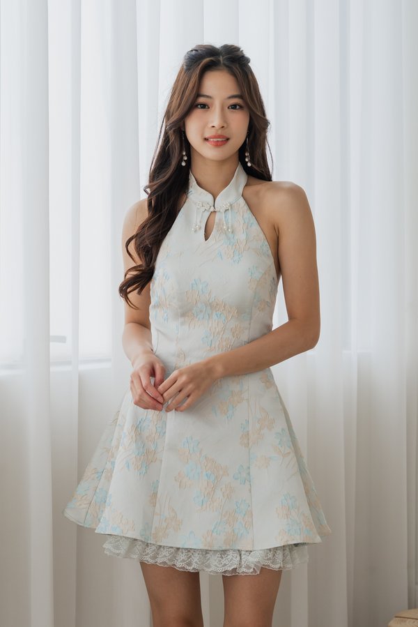 Xin Lace Padded Qipao Dress