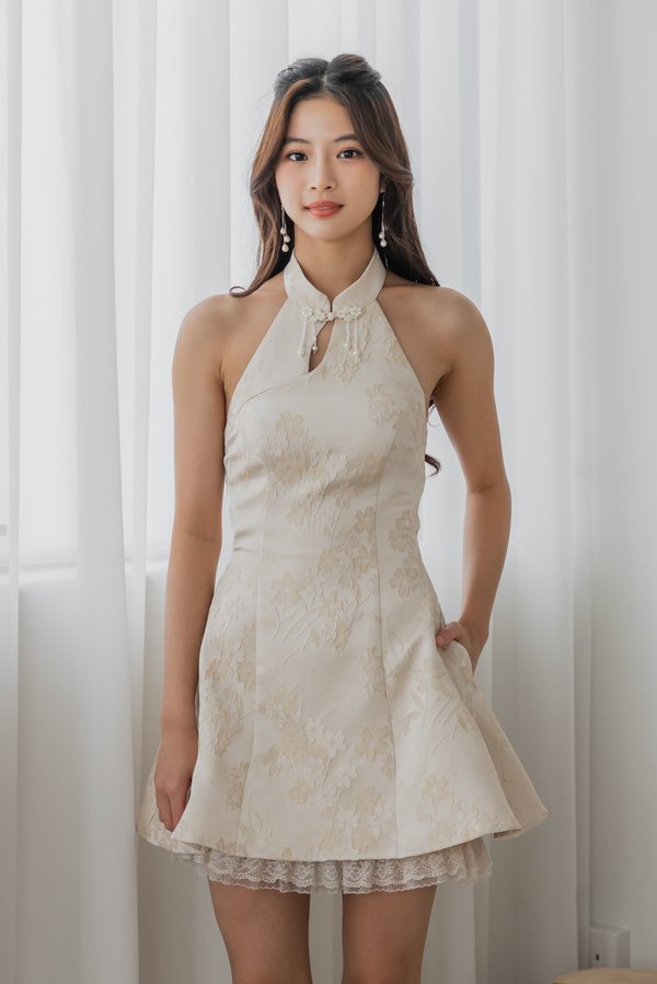 Xin Lace Padded Qipao Dress