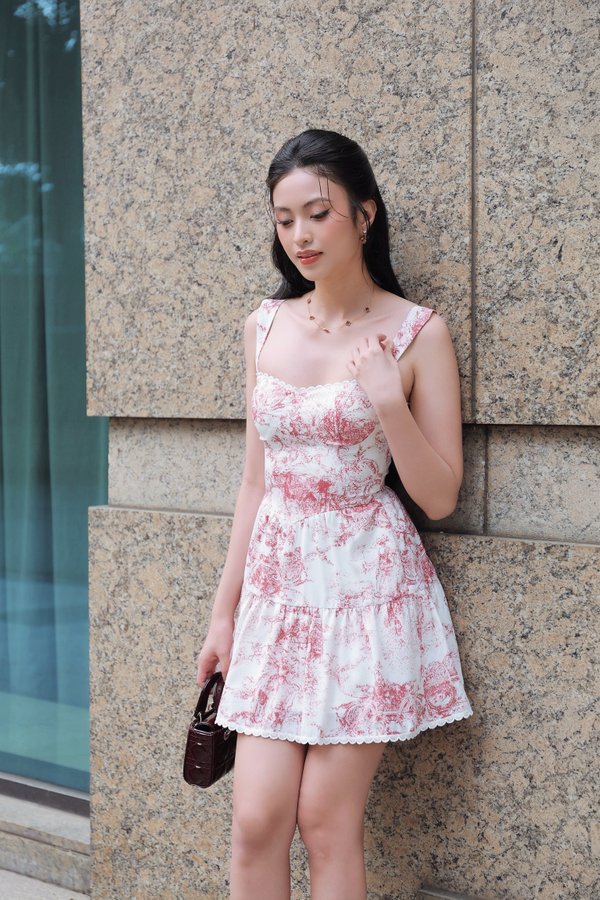 Seona Lace Padded Dress
