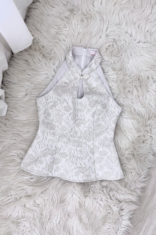 [DEFECT] Huan Embossed Peplum Padded Top (Silver Mist)