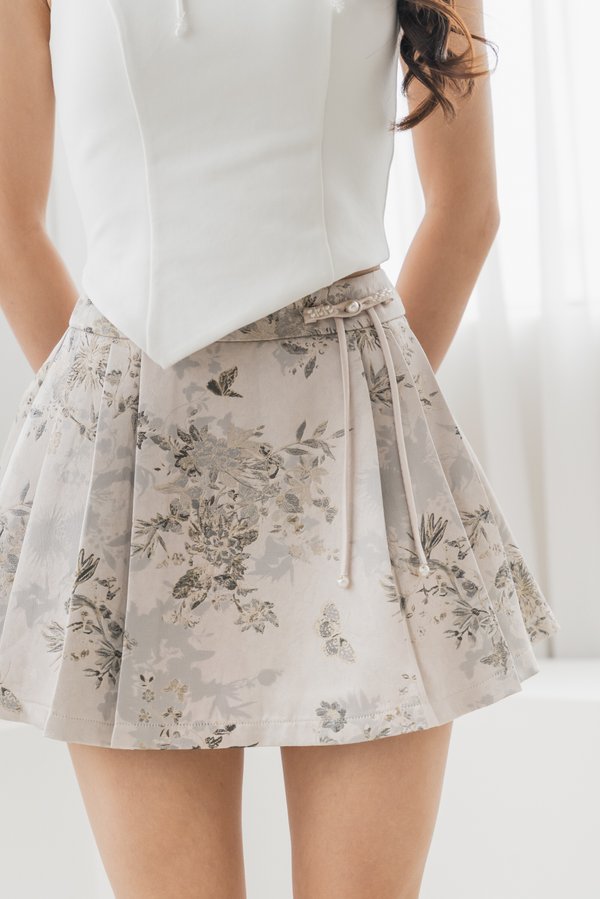 [DEFECT] Rui Jacquard Pleated Skorts (Black, S)