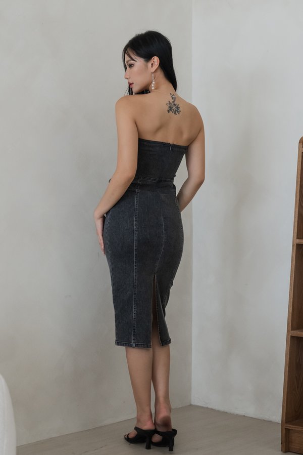 [DEFECT] Marilyn Back Slit Denim Dress (Grey Wash, XL)