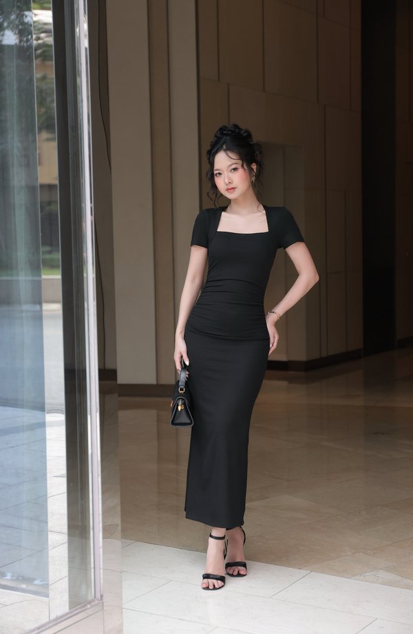 *Lite* Zayda Ruched Padded Midi Dress