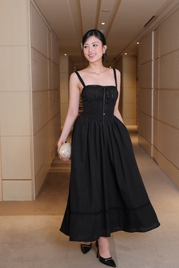 [DEFECT] Isadora Padded Maxi Dress (Black, S)