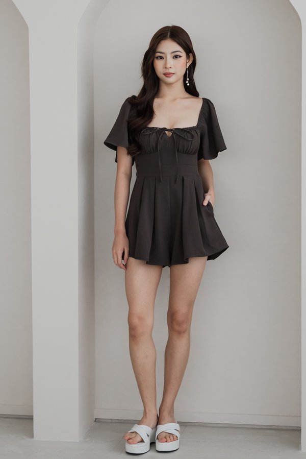 *NEW* [SLEEVED] Lazandra Ruch Pleated Padded Romper