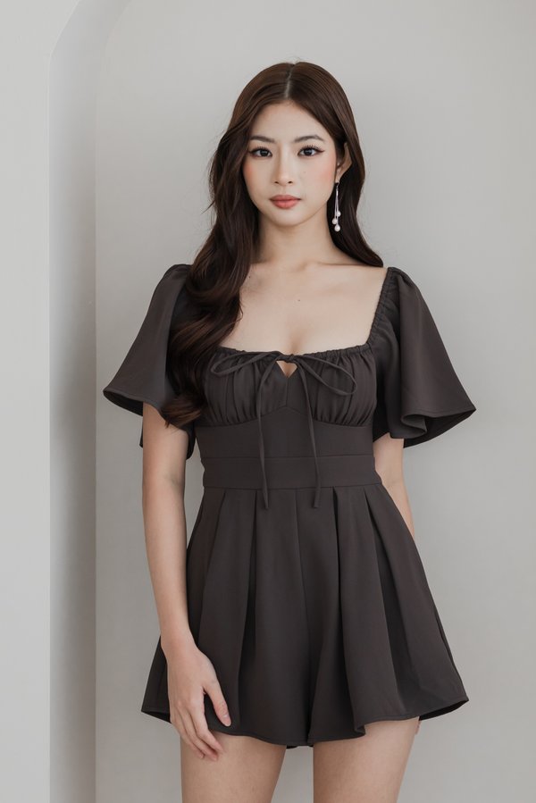 *NEW* [SLEEVED] Lazandra Ruch Pleated Padded Romper