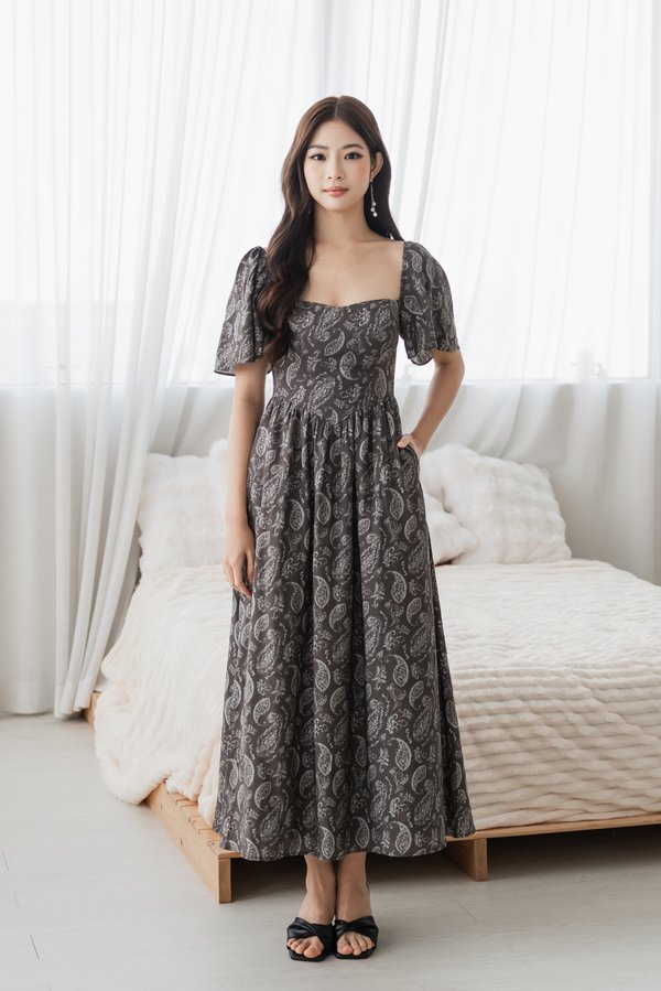 Belva Paisley Padded Midi Dress