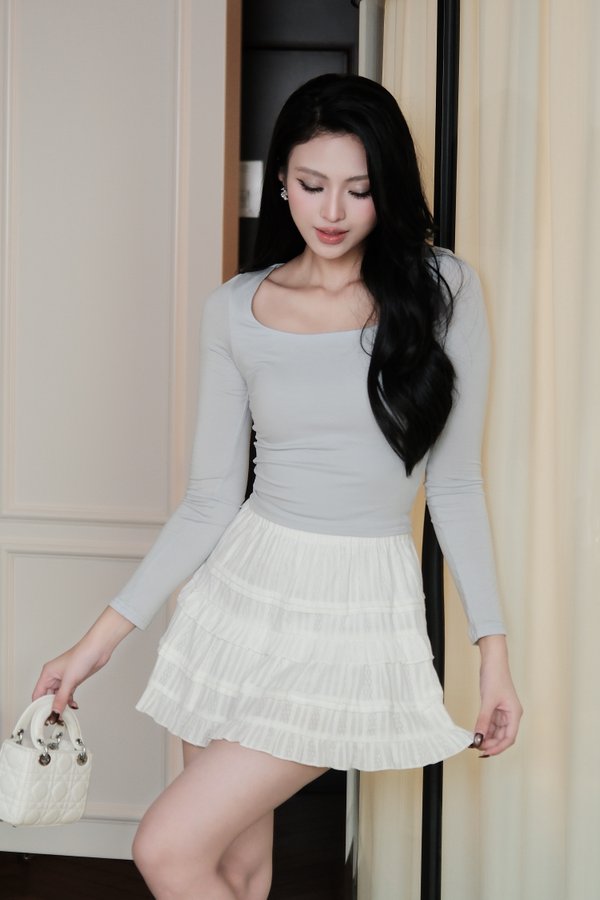 Lily Scoop Neck Long Sleeve Top V2