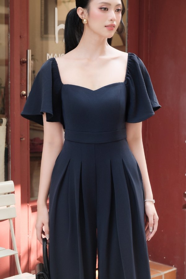 *NEW* [SLEEVED] Lazanne Sweetheart Pleated Padded Jumpsuit