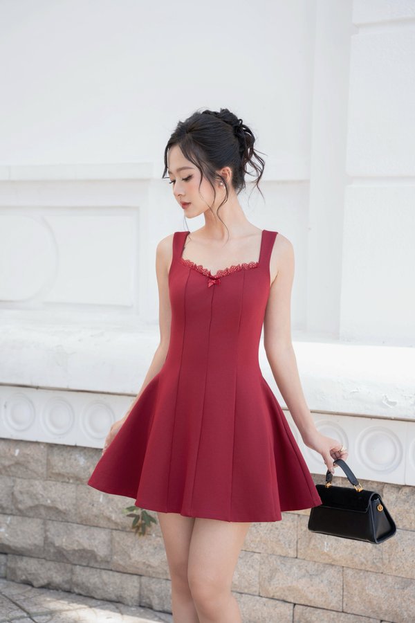 *Premium Luxe* Emberly Ribbon Lace Padded Dress