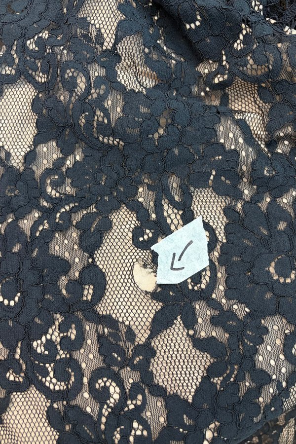 [DEFECT] Becca Lace Maxi Padded Dress (Black Nude, M)