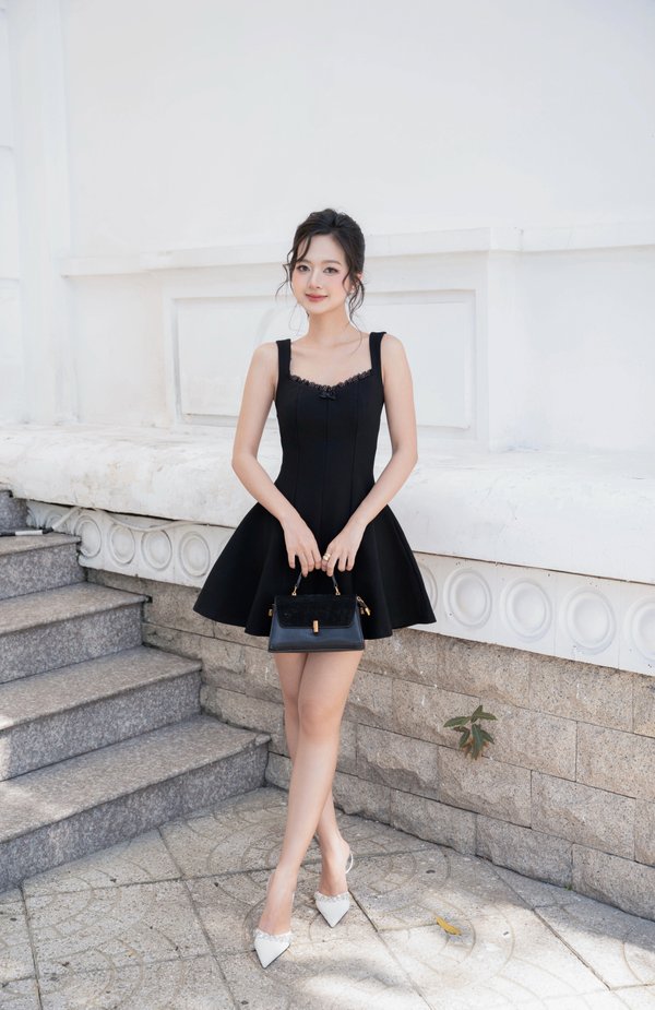 [DEFECT] *Premium Luxe* Emberly Ribbon Lace Padded Dress (Black, XXS)