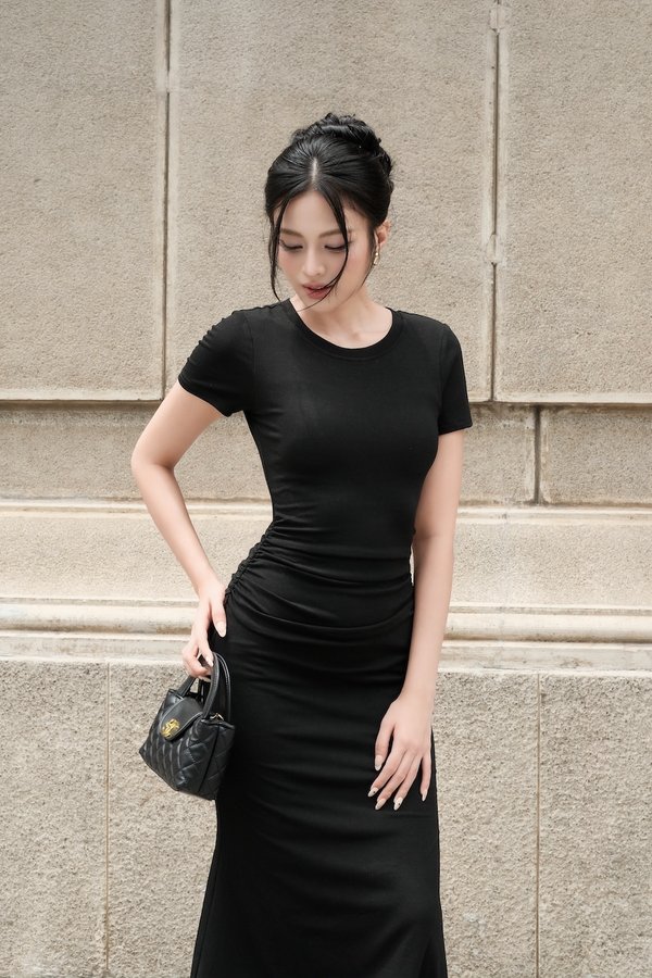 *Lite* Alisa Mermaid Padded Dress