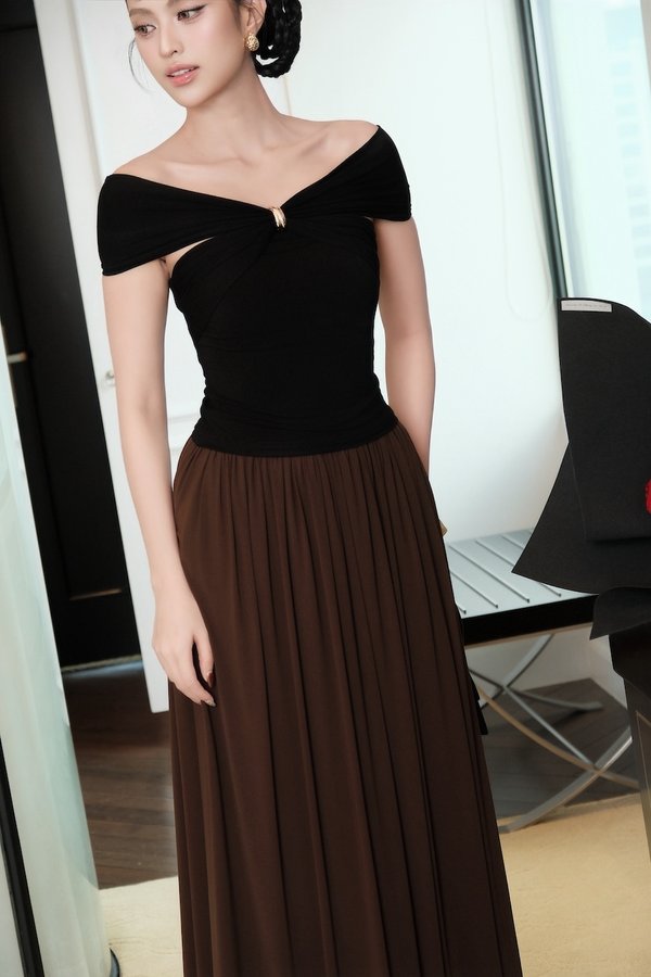 Beverly Off Shoulder Padded Top