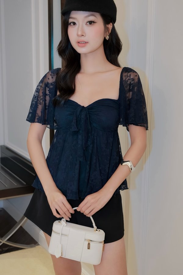 [Sleeved] Hani Lace Babydoll Padded Top