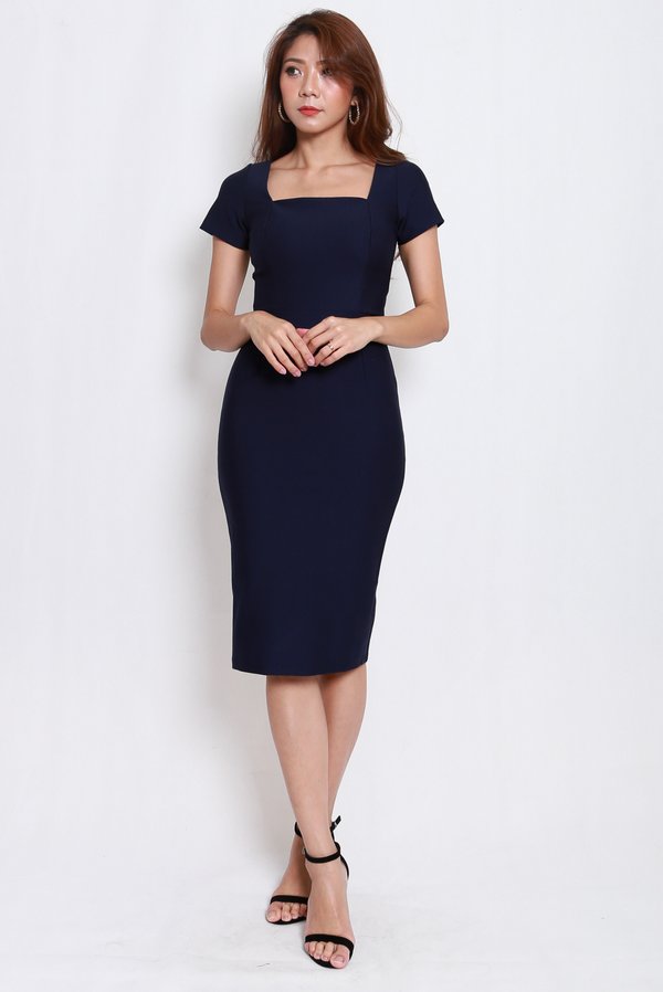 *Premium* Square Neck Sleeved Midi Dress (Navy) 