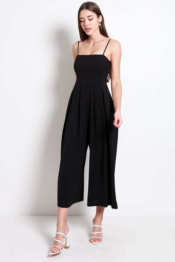 Lazie Pleated Jumpsuit (Black) Lazie Pleated Jumpsuit (Black)